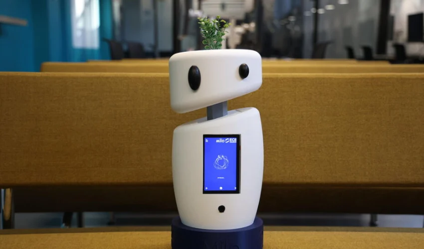 Keywords:
student building 3D printed robot - Meet France's Newest 3D Printed AI Student - 3Dnatives