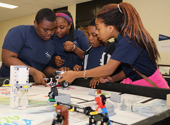 STEM education robotics class - Provide STEM Education Through Robotics - Philadelphia Foundation