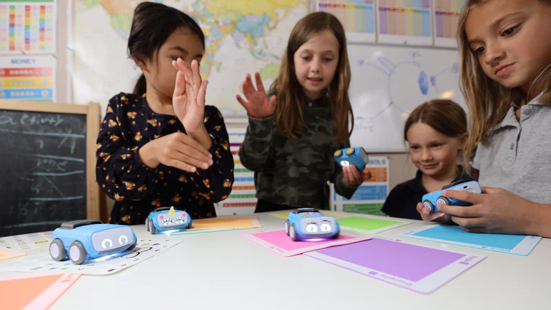 child playing with educational robot - Problem Solving Robot for Early Learners | Sphero Blog